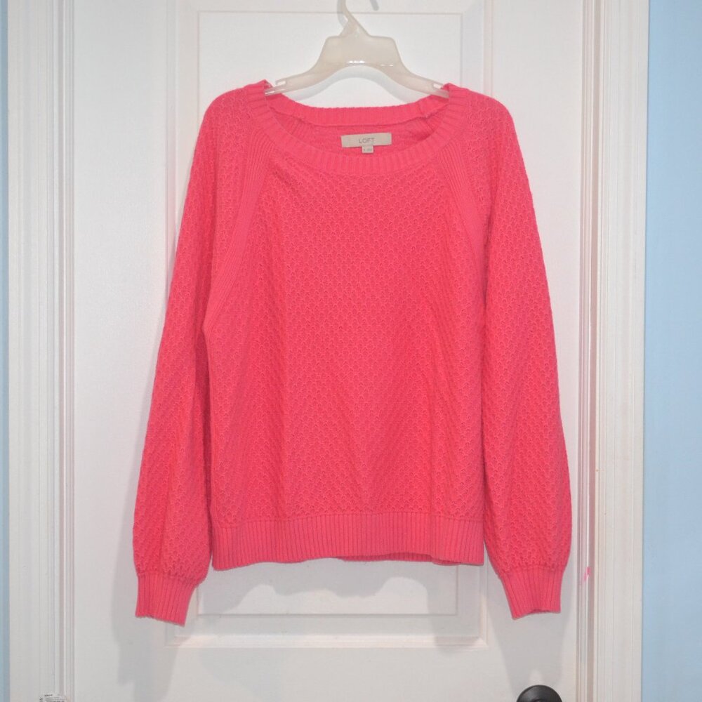 Pre owned ,Loft bright pink texture -knit crew neck aweater Size XL.